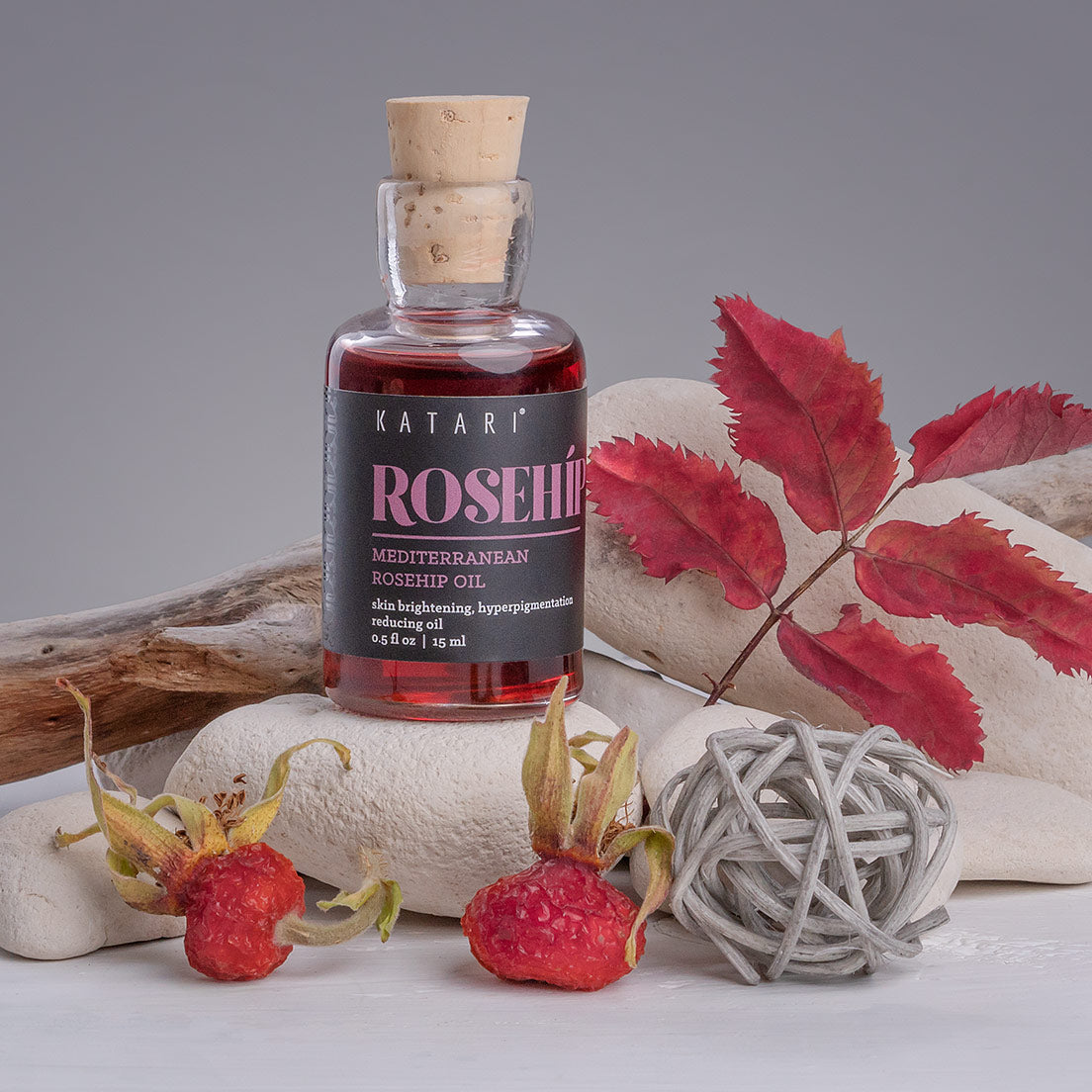 100% pure, cold-pressed Vit. A & C brighetning Rosehip Oil in glass bottle 0.5 fl oz / 15 ml