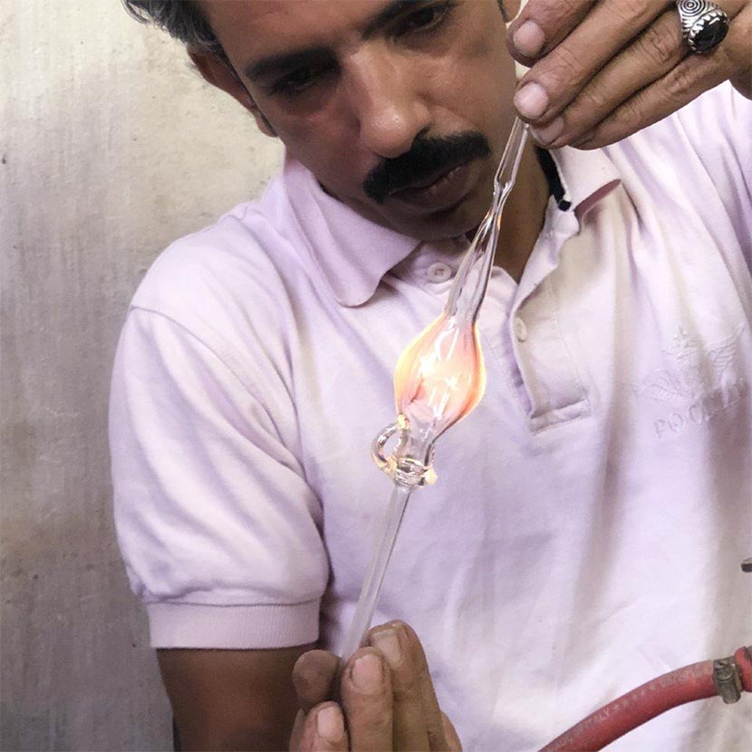 Glass amphora making process