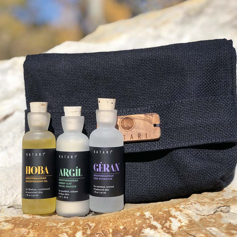 "Beau Voyaj" Kit for men: geranium water "Geran", skin moisturizing and priming jojoba oil "Hoba", green clay for skin "Argil" and linen bag (front side)